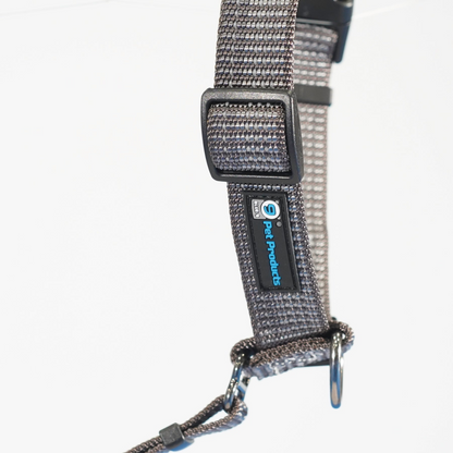 Close up of the blue-9 branding label on the neck of a great reflective balance harness